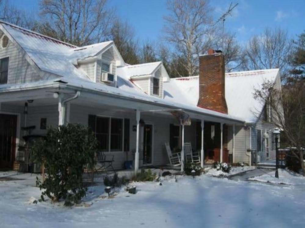 Blue Ridge Manor Bed And Breakfast Fancy Gap Exterior foto